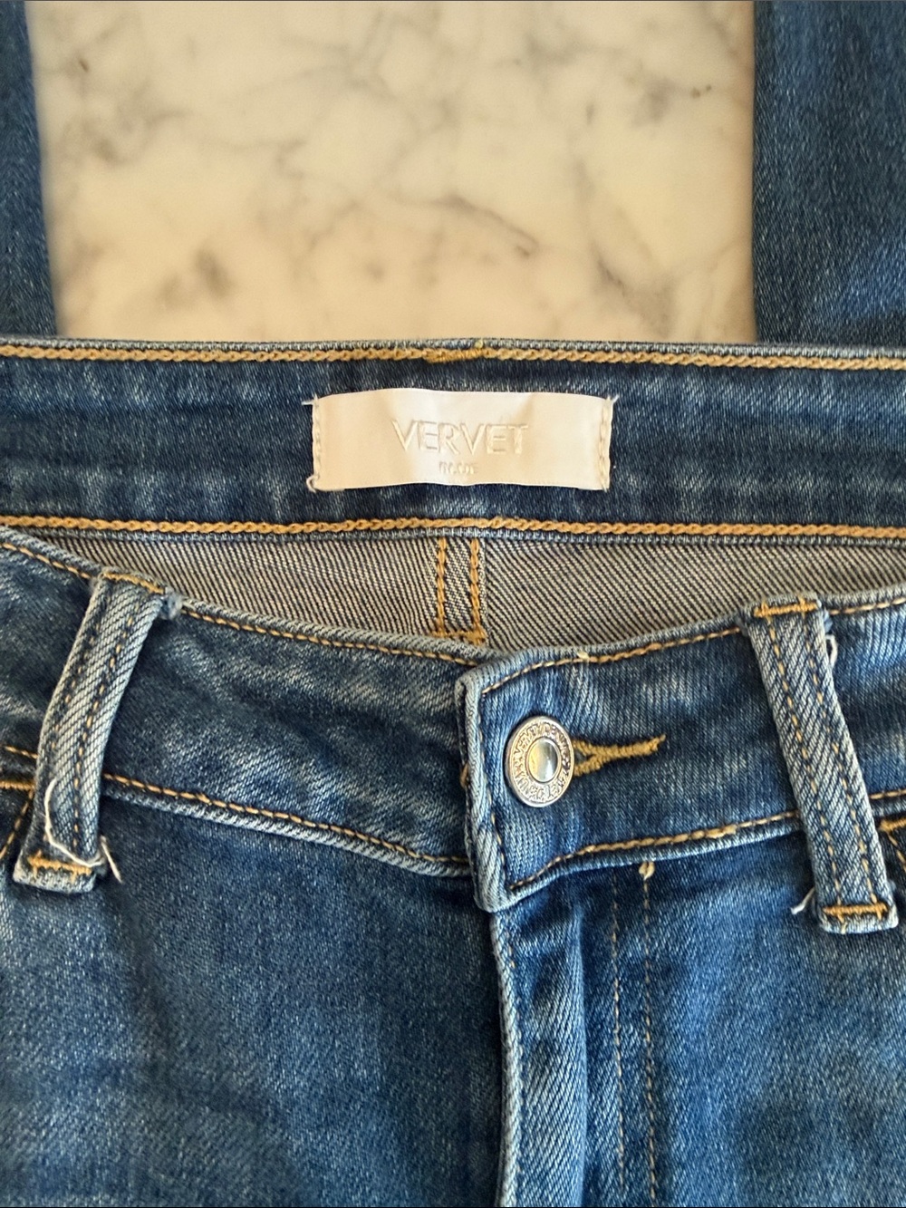 Women’s Vervet Distressed Blue Jeans — Size 29 - Picture 2 of 6